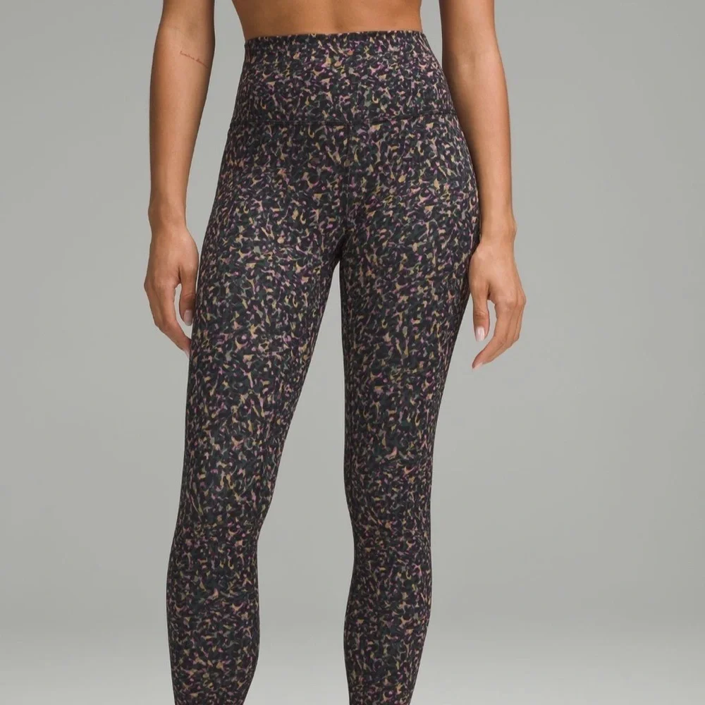 Lululemon Wunder Train High Rise Tight